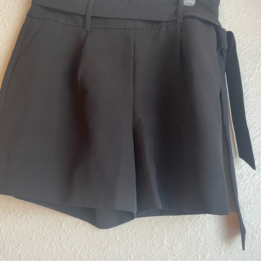 5” shorts with removable tie belt - Picture 6 of 6